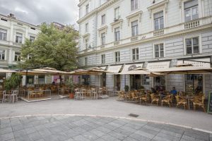 Metropolis Midtown Cafe-Restaurant